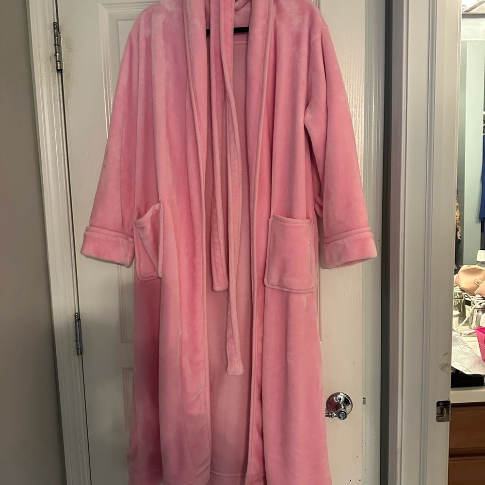 Cozy Pink Women's Robe